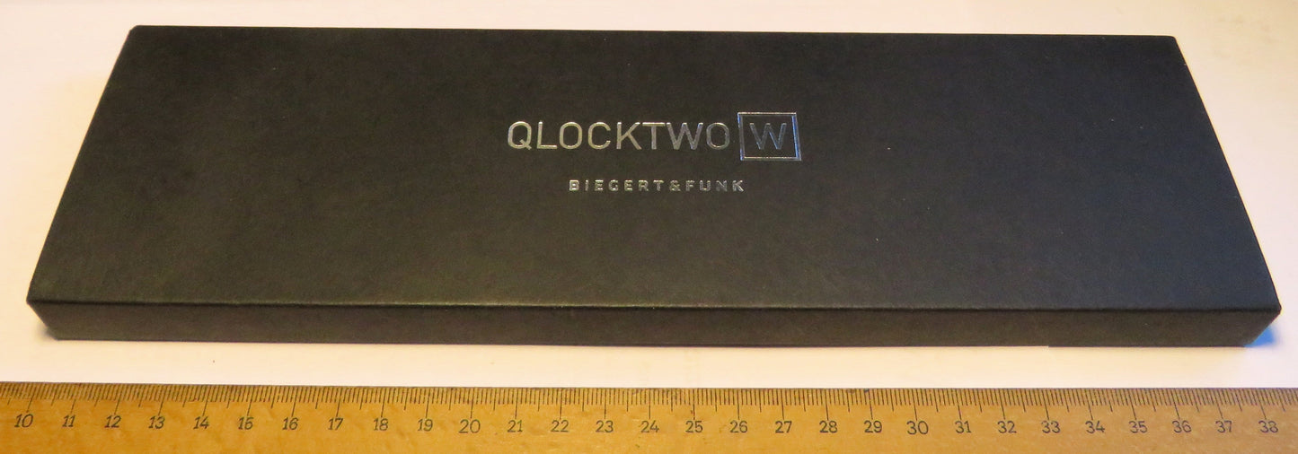 Clocktwo W 001 Armbanduhr Biegert & Funk - Uhr die Uhrzeit schreibt - Fullset! - Sammler - Uhren