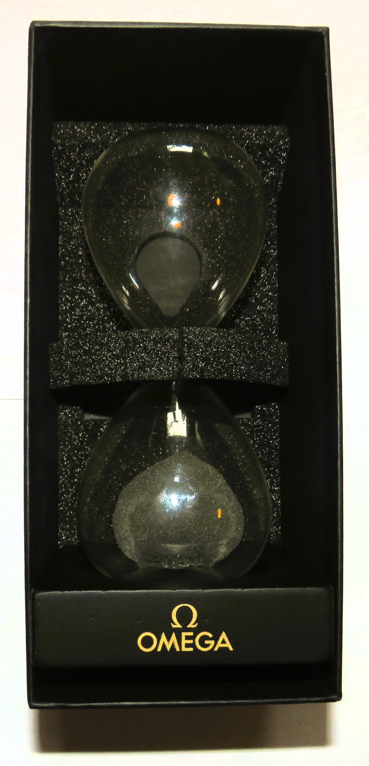 Exclusive Stand Sanduhr orig. Omega Design Deko Werbegeschenkt 14cm in Originalverpackung - Sammler - Uhren