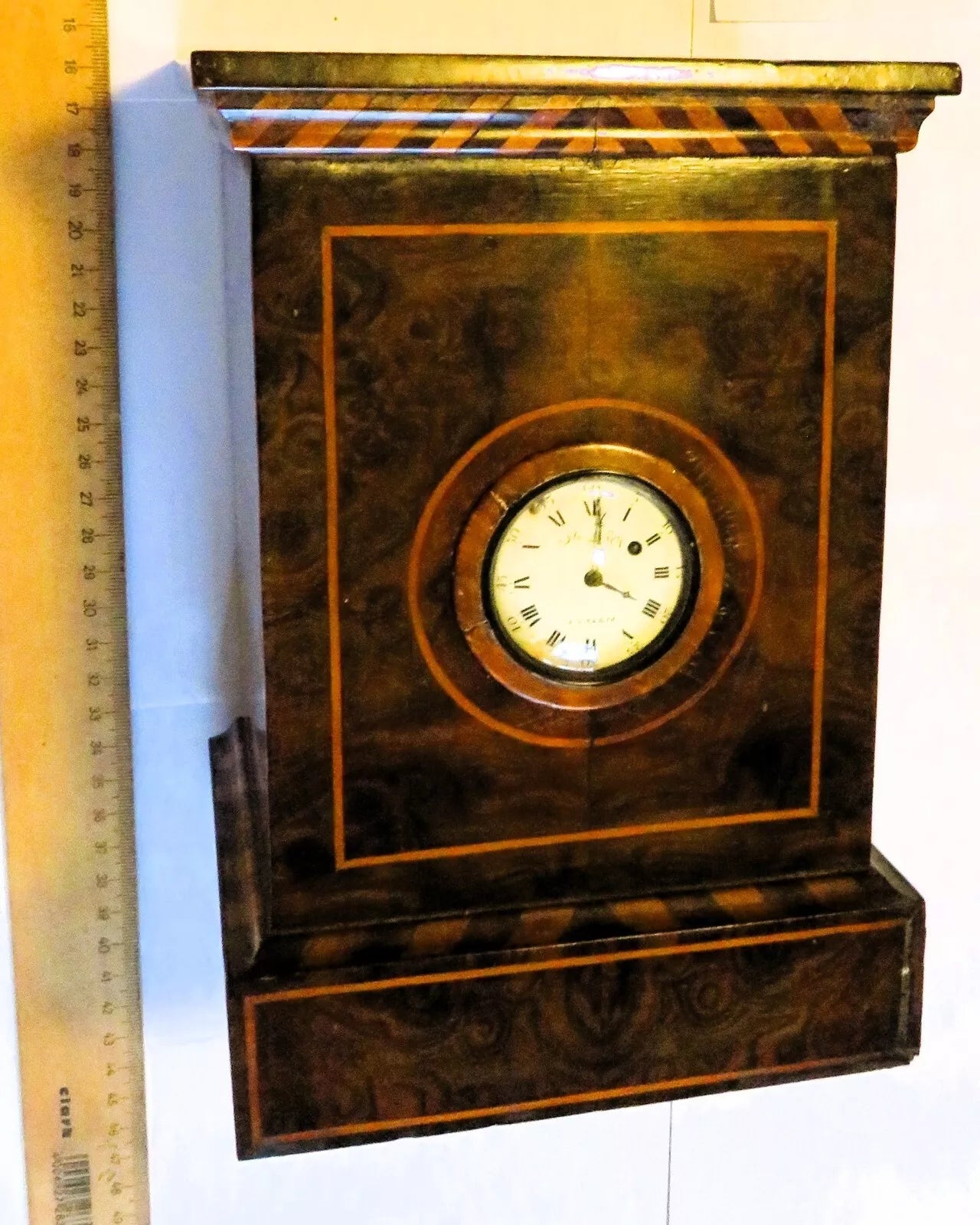 Julien le Roy Paris Bronze Tisch Spindel Tisch Uhr ca. 1720 15 x 15 x 31cm - Sammler - Uhren