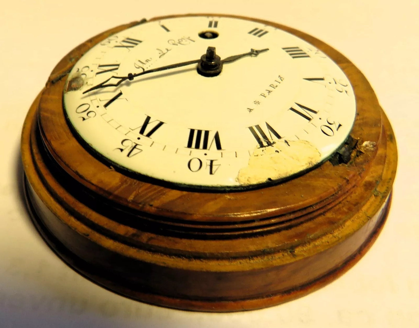 Julien le Roy Paris Bronze Tisch Spindel Tisch Uhr ca. 1720 15 x 15 x 31cm - Sammler - Uhren