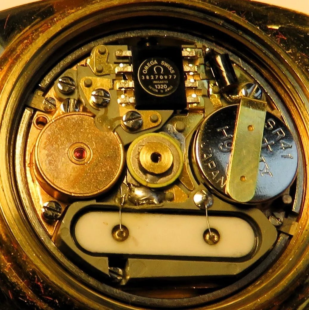 Omega Mega Quarz 32 KHz NOS Damen Stimmgabel Uhr in OVP funktionstüchtig Quartz - Sammler - Uhren