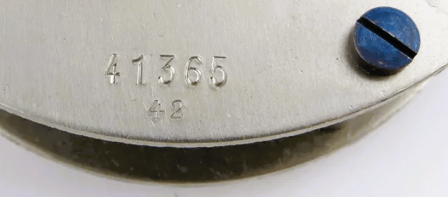 Unikat Gangmodell Meisterstück Schuluhr Tischuhr 16cm Höhe mit Glassturz - Sammler - Uhren