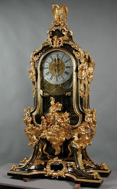 Die "Pompadour-Uhr" tickt wieder im Neuen Palais - 60 Jahre nach ihrer Verschleppung - Sammler-Uhren
