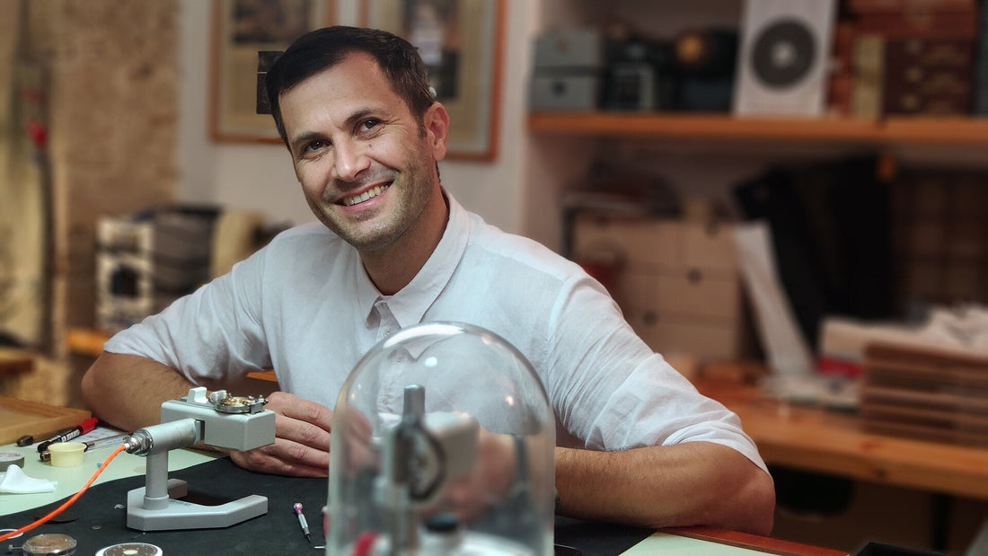 Itay Noy Jaffa Israel Uhren  - how old is my watch ? - Sammler-Uhren