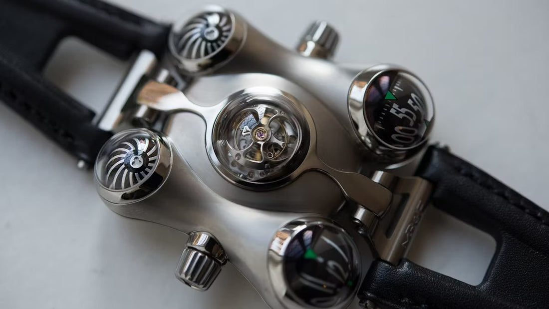 Raumschiff mit fliegendem Tourbillon am Handgelenk: die MB&F HM6 Space Pirate - Sammler-Uhren