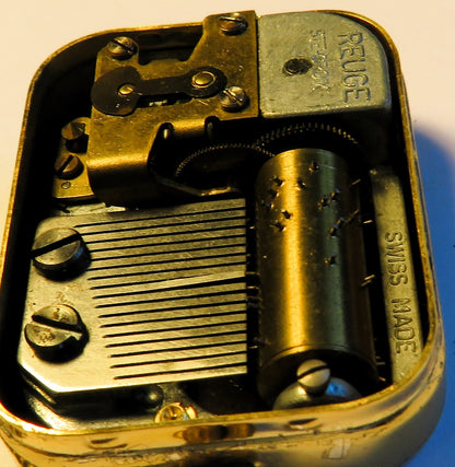 Reuge St. Croix Music Box Keychain Estate of Gabriela Grillo 1976