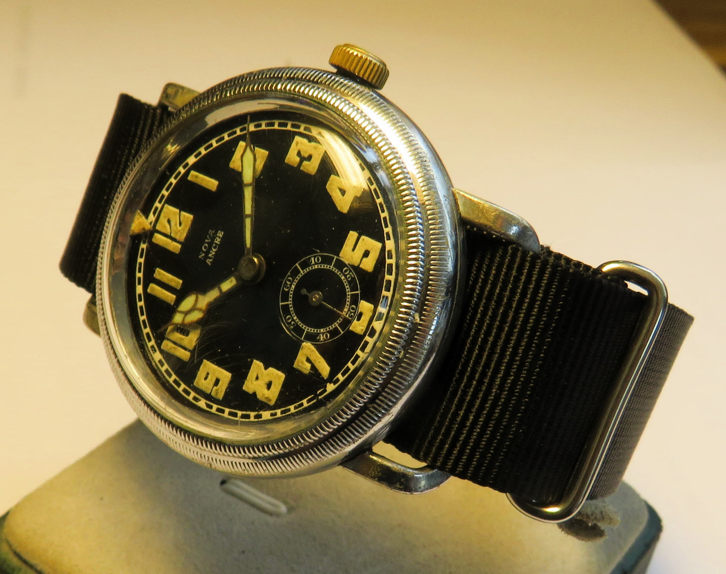 Nova Ancre Anton Schild 153 early arrow index pilot's watch Reichsluftwaffe 1930