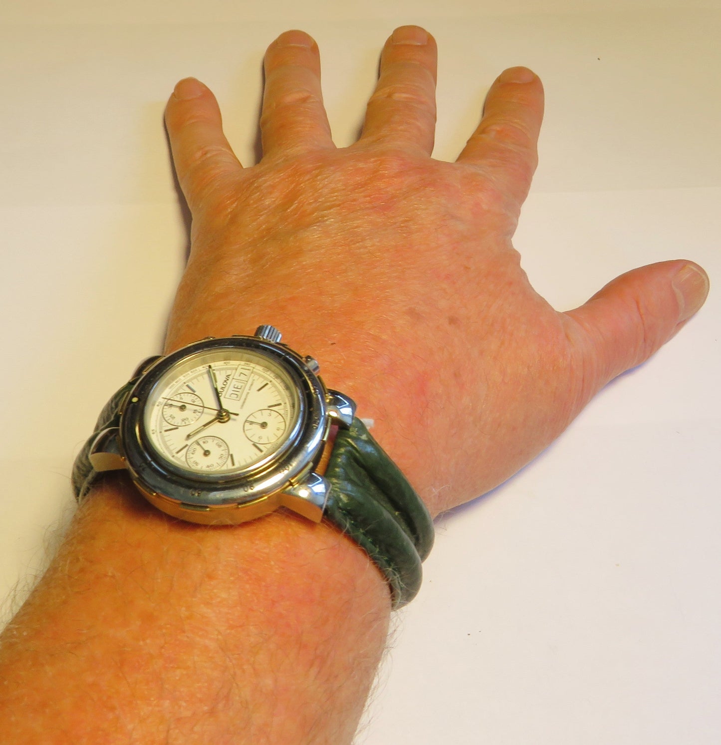 Bulova 4806 NOS Herren Chronorgraph Automatik Stahl Gold Day Date OVP - Sammler - Uhren