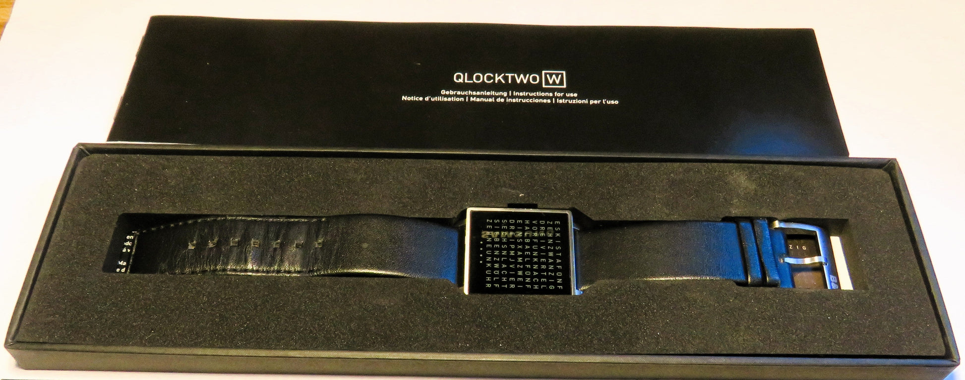 Clocktwo W 001 Armbanduhr Biegert & Funk - Uhr die Uhrzeit schreibt - Fullset! - Sammler - Uhren