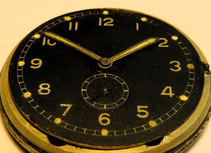 Dienstuhr Heer Wehrmacht WK2 2. Weltkrieg Urofa 58 Raumnutzwerk Glashütte - Sammler - Uhren