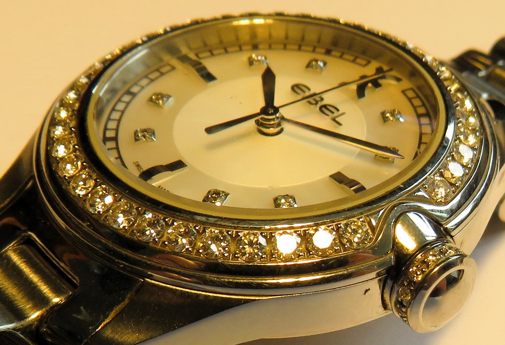 Ebel Onde Diamond Ref. A 316 773 Luxus Diamant Herren / Unisex Armbanduhr Quarz - Sammler - Uhren