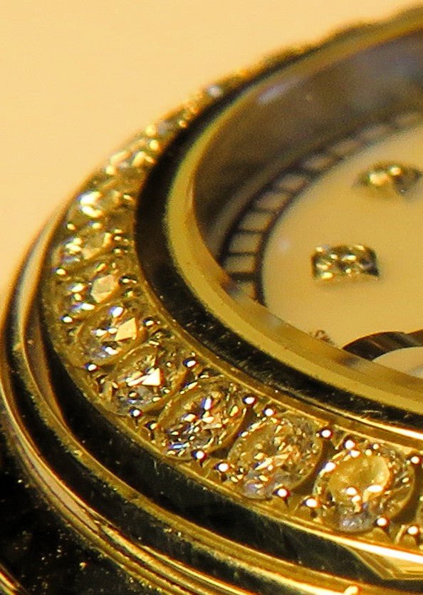 Ebel Onde Diamond Ref. A 316 773 Luxus Diamant Herren / Unisex Armbanduhr Quarz - Sammler - Uhren