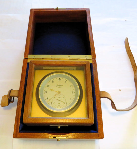 GUB Glashütte Navigations Marine Chronometer 1 - 71 Quarz NVA Marine DDR Holzbox - Sammler - Uhren