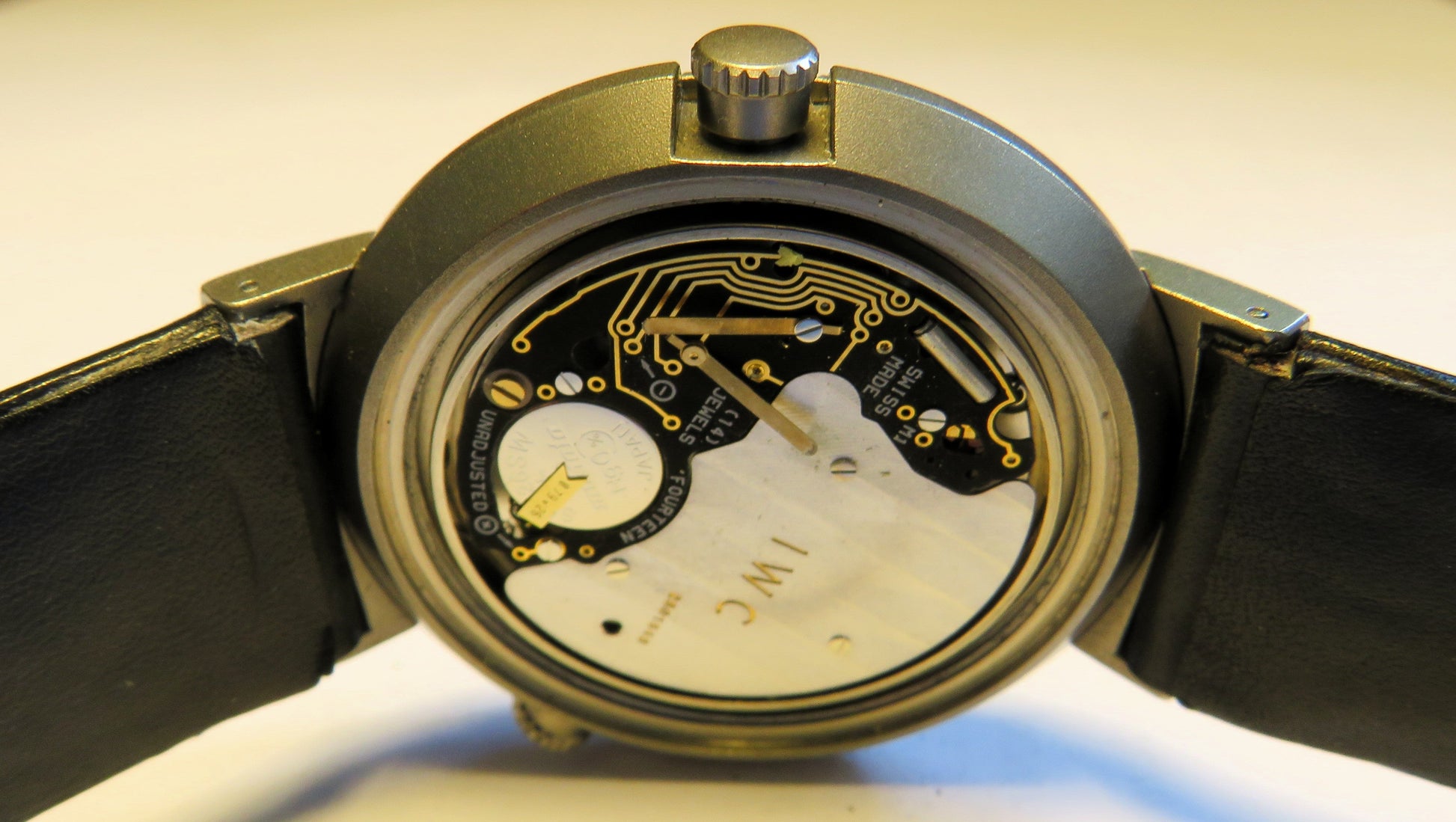 IWC Porsche Design Ref 3821 Titan World Time Quarz Herren AU Fullset Papiere - Sammler - Uhren