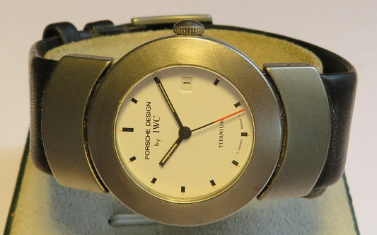 IWC Porsche Design Titan Damen Luxus Design Armbanduhr Cal 2209 mit Papieren - Sammler-Uhren