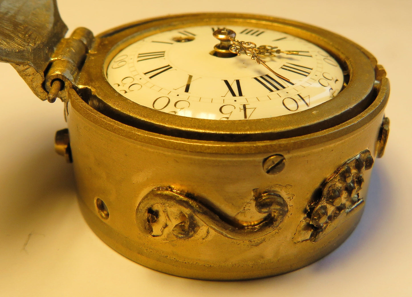 Jean Antoine Lépine musealer Rokoko Parfum Flakon mit Spindel Uhr ca. 1760 - Sammler - Uhren