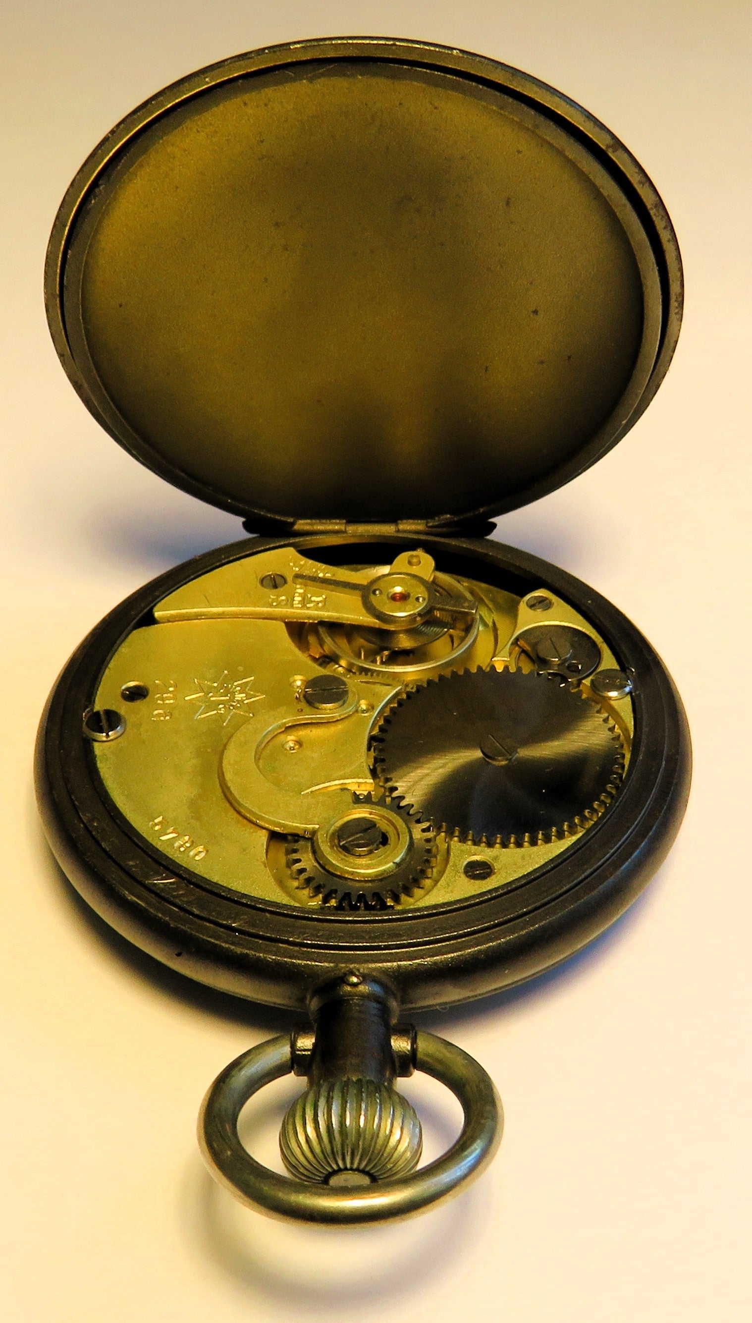 Junghans 29A Gunmetall Torpedo Laufzeit Stoppuhr Kriegs Marine 2. Weltkrieg - Sammler - Uhren