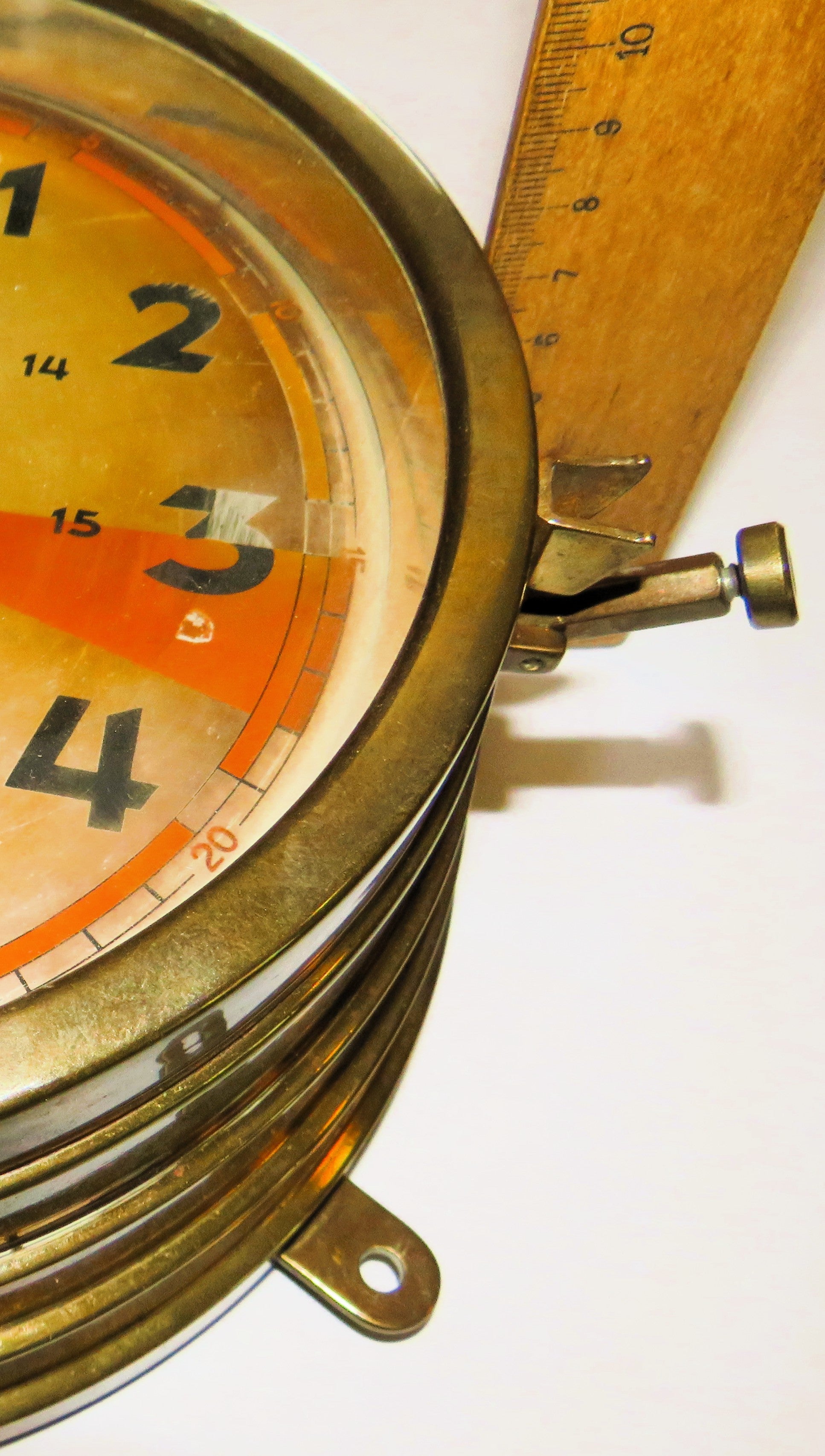 Junghans Cal. W 146 Funkraum Schiffsuhr Bundeswehr Bundesmarine mechanisch aus Privatbesitz Konrad Knirim - Sammler - Uhren