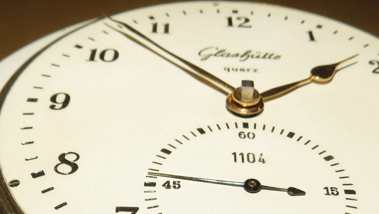 NVA Marine Chronometer Glashütte Quarz Typ DHI G8 1/74 Typ 1 - 71 ca. 1974 läuft - Sammler - Uhren