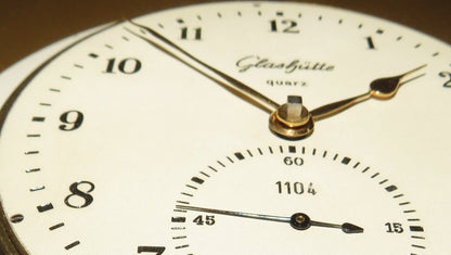 NVA Marine Chronometer Glashütte Quarz Typ DHI G8 1/74 Typ 1 - 71 ca. 1974 läuft - Sammler - Uhren