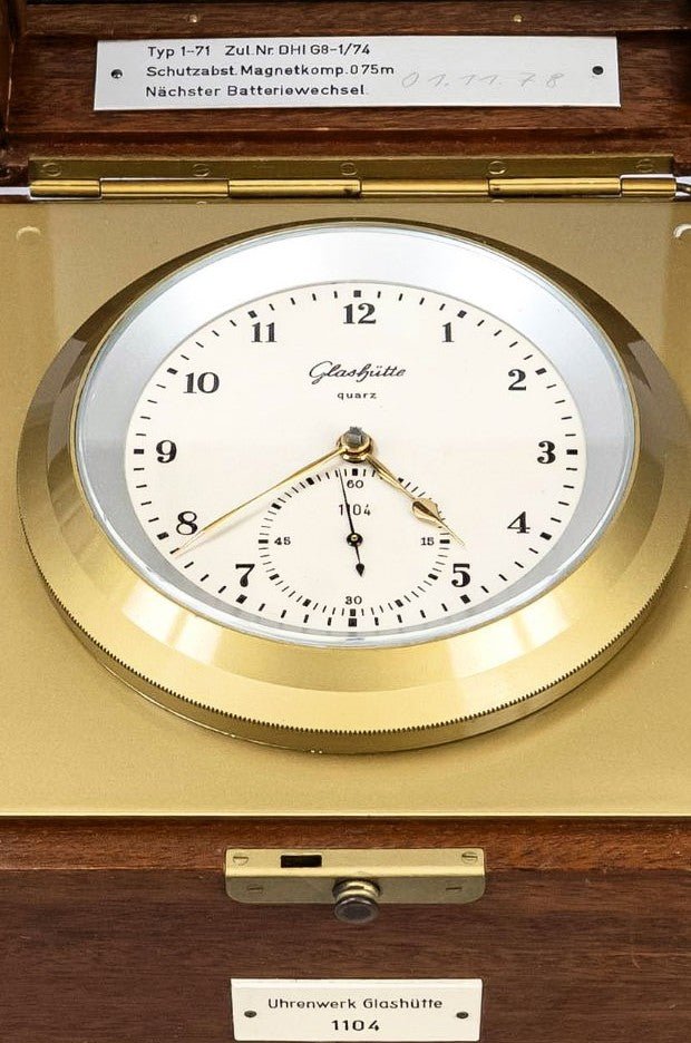 NVA Marine Chronometer Glashütte Quarz Typ DHI G8 1/74 Typ 1 - 71 ca. 1974 läuft - Sammler - Uhren