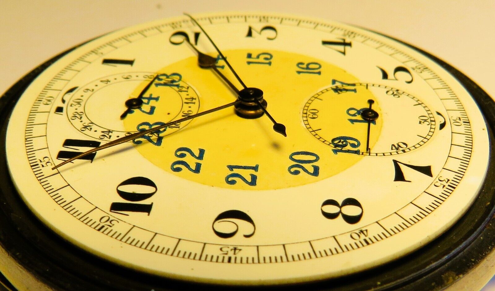 Orig. Le Phare Chronograph Fliegertruppe Cal. 114 VCC 19"" Gold zur Ehr´ - Sammler - Uhren