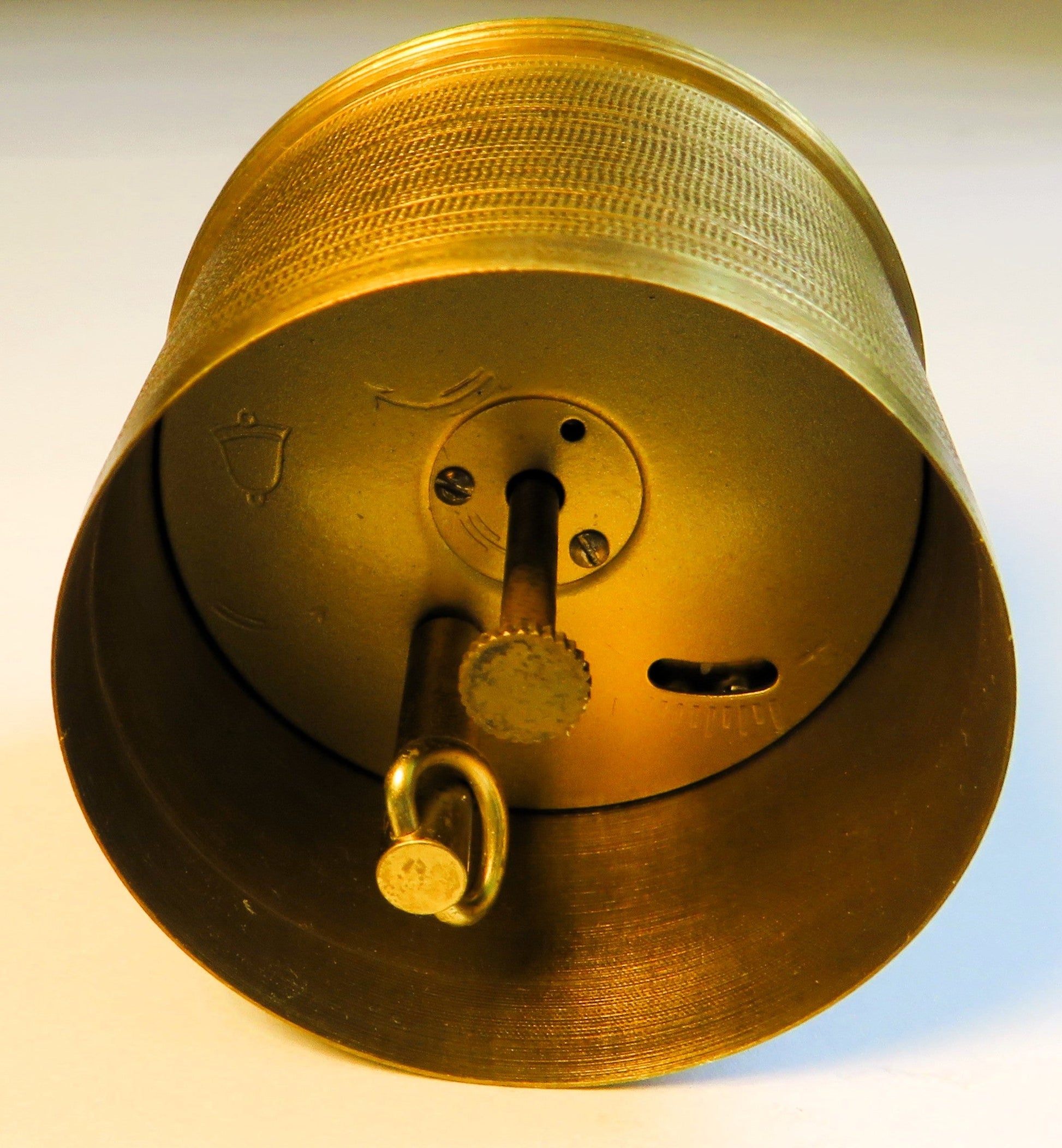 Orig. Peter Henlein Nürnberger Ei Junghans 1. Taschenuhr der Welt Replika mech. - Sammler - Uhren