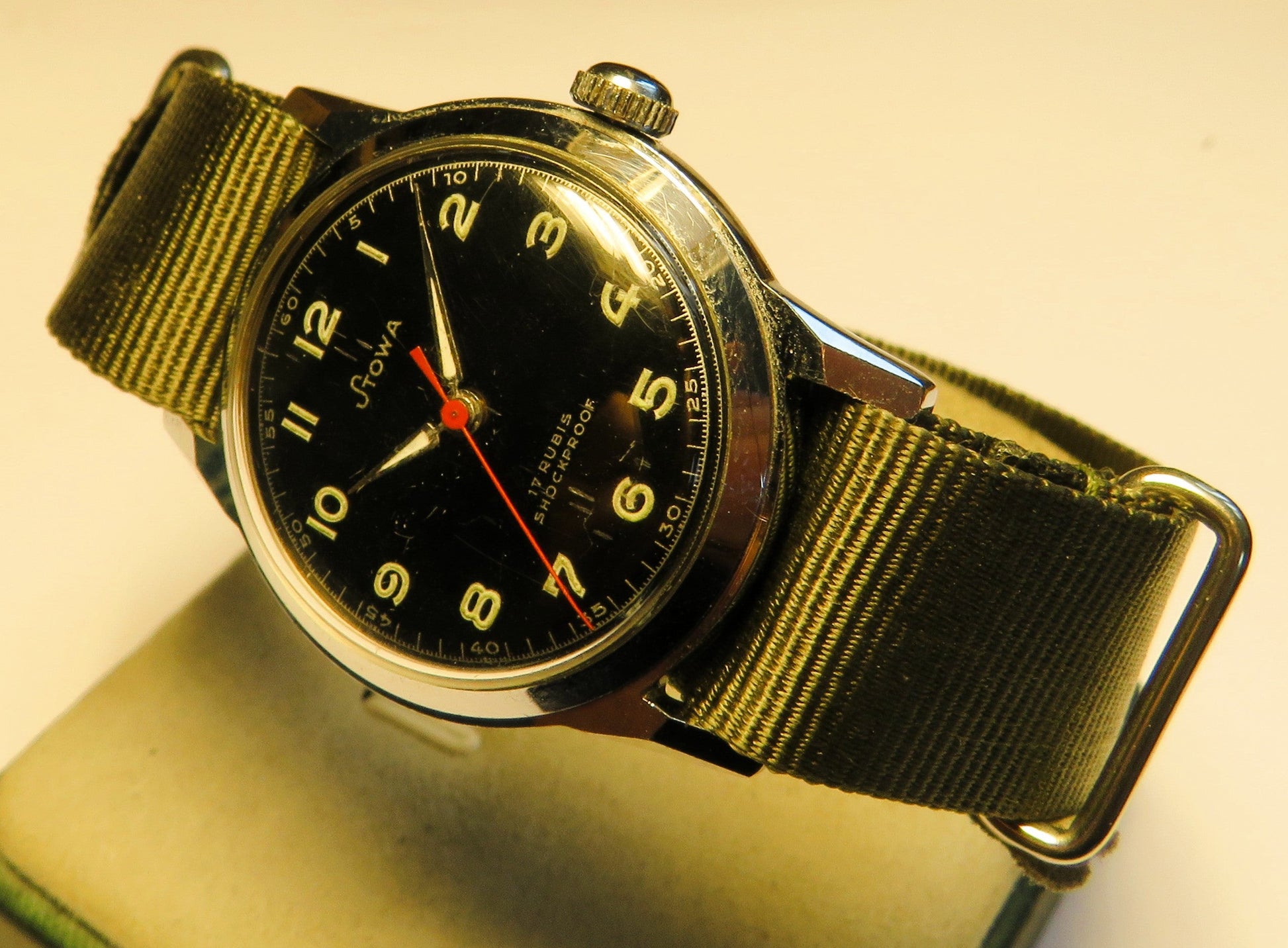 Stowa 422 Armée Francaise Dienstuhr Fliegeruhr Kriegsreparatur nur 3000 Stück! - Sammler - Uhren