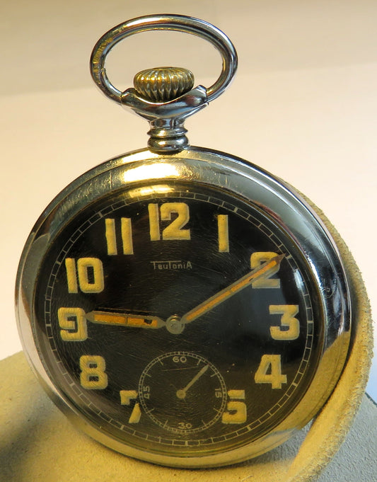 Teutonia Dienstuhr Beobachtungsuhr B - Uhr TAU Wehrmacht 2. Weltkrieg WK 2 WW2 - Sammler - Uhren