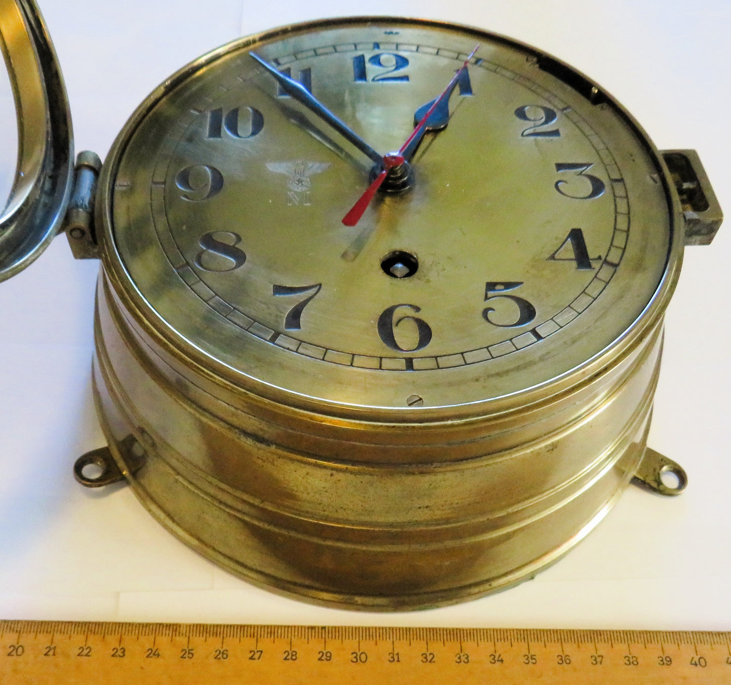 Vermutlich Junghans Cal. W 146 Funkraum Schiffsuhr Borduhr Reichsmarine WK 2 - Sammler - Uhren