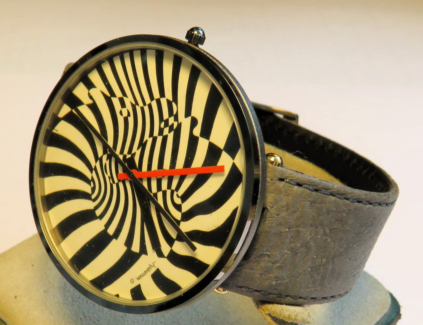 Victor Vasarely Zebra HAU Classic Moments Bulova Quarz limitiert Fullset / OVP - Sammler - Uhren