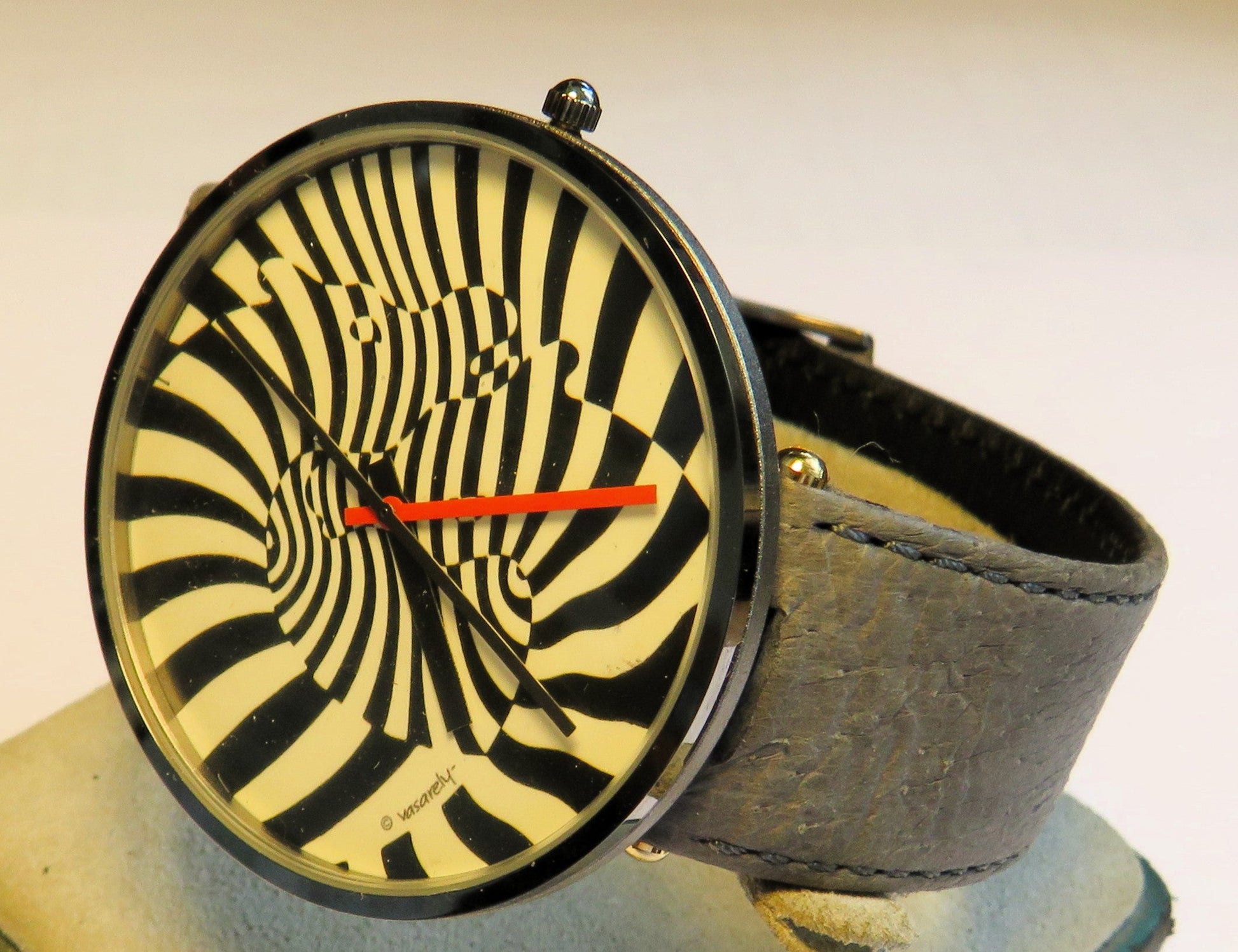 Victor Vasarely Zebra HAU Classic Moments Bulova Quarz limitiert Fullset / OVP - Sammler - Uhren